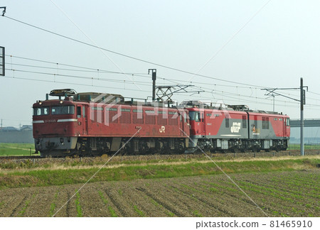 Hokuriku Main Line Kaga-Kasama-Mikawa JR Freight EF81-135 (Toyama) + EH500-27 (Sendai) Moji rental Hokuriku Main Line Kaga-Kasama-Mikawa JR Freight EF81-135 (Toyama) + EH500-27 (Sendai) Moji rental 81465910