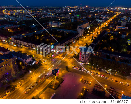 Road intersection, top view, summer night, Tyumen 81466877
