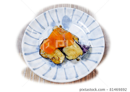 Home-cooked and simple home-cooked "fried eggplant and carrot" watercolor style picture letter Home-cooked and simple home-cooked "fried eggplant and carrot" watercolor style picture letter 81469892