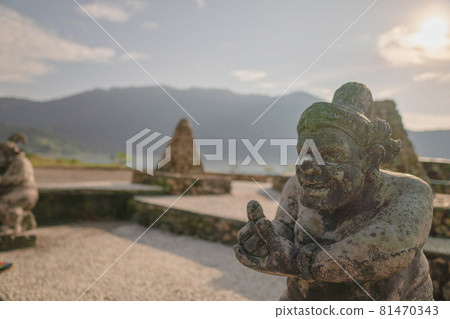 Landscape of Bratan Temple in Bali 81470343