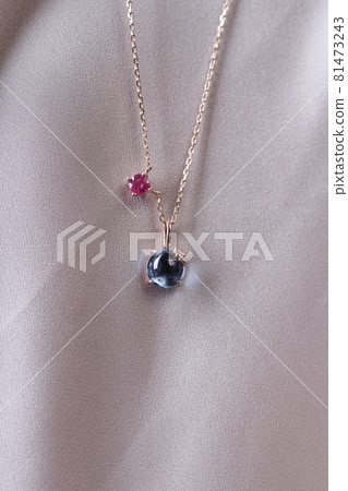 necklace 81473243