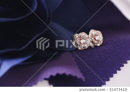 earring earring 81473428