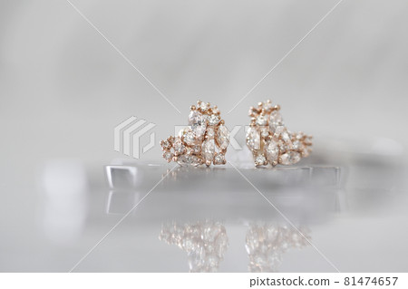 earring earring 81474657