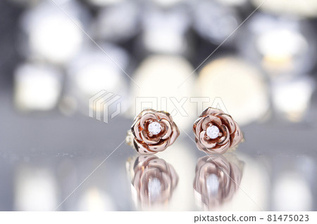earring 81475023