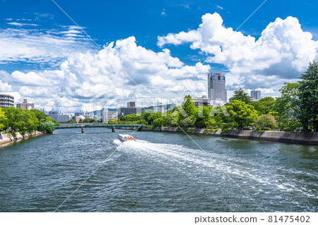 《廣島縣》夏季廣島市/和平紀念公園 《廣島縣》夏季廣島市/和平紀念公園 81475402