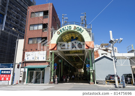Gifu Prefecture Gifu City Yanagase Shopping Street Tetsumeidori Intersection Theater Street Entrance 81475696