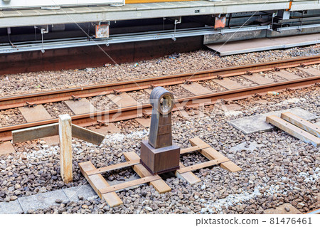 [Transportation material] Tokyo Station 0 km post 81476461