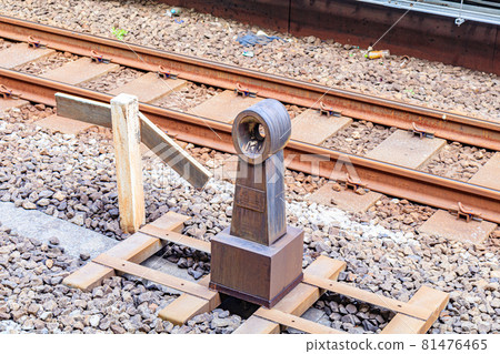 [Transportation material] Tokyo Station 0 km post 81476465