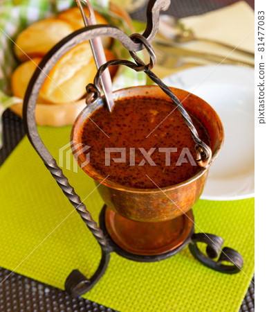 Meat dish Bogracs 81477083