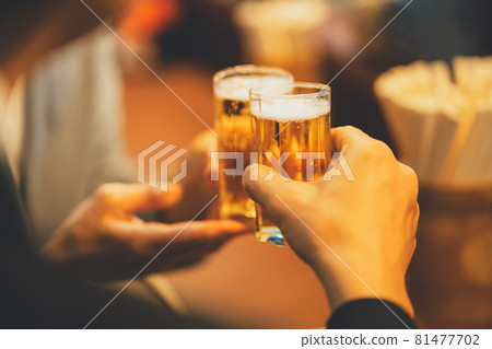 酒館 81477702