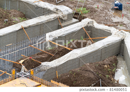 Concrete placement, wet curing, watertight sheet, jointing 81480051