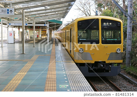 New 101 series stopped at Seibu Yuenchi Station (currently Tamako Station) 81481314