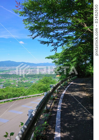 從德島縣吉野川市櫻桃路看阿波市 81482650