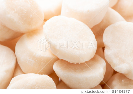 Scallop pillar (frozen). Scallop pillar (frozen). 81484177