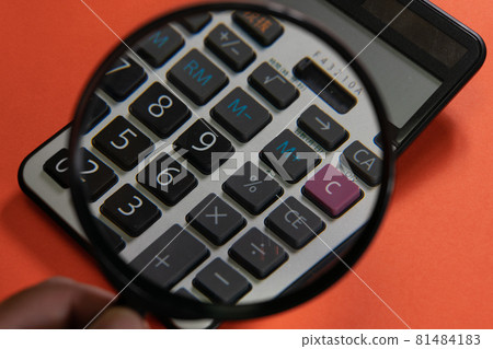 計算器放大鏡 81484183