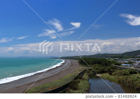 Kotogahama, view from Akano Rest Area, summer (Kochi Prefecture) 81488924