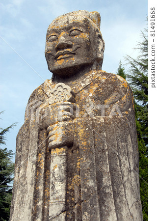 Qianling Mausoleum, Shaanxi Province, China. The Qianling Mausoleum is a Tang Dynasty tomb site including the tomb of Wu Zetian, China's only female emperor. A guardian statue on the Spirit Way. 81491668