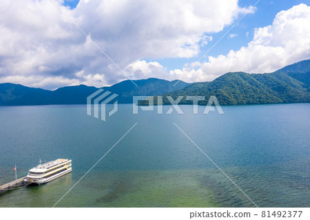 夏天的中禪寺湖（日光市） 81492377