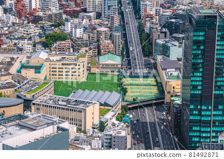 View of Tokyo cityscape in Japan, such as the cityscape of Shibuya, Shibuya-ku (Aoyama Tunnel, Seigaku) 81492871