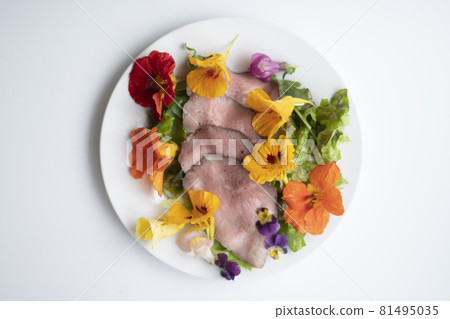 Nasturtium edible flower herb flower edible flower nasturtium 81495035