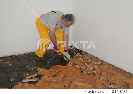 Old wooden floor renovation 81497843