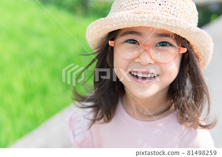 Glasses glasses children 81498259