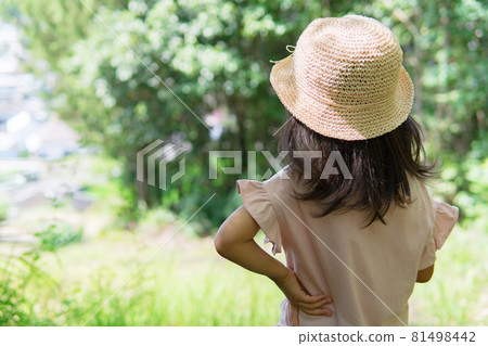 兒童女孩畫像 81498442