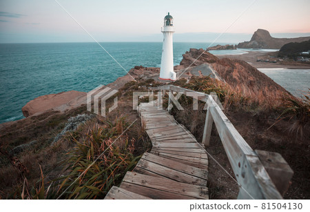 Lighthouse Lighthouse 81504130