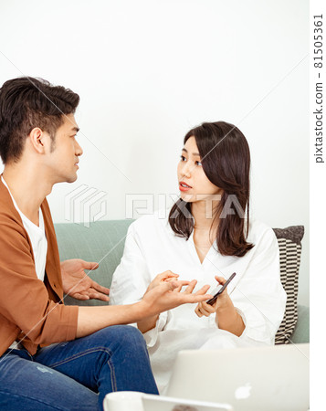 This is the opinion of a married couple or a layman who is in love. This is the opinion of a married couple or a layman who is in love. 81505361
