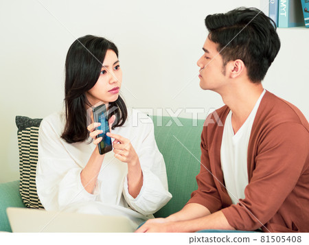This is the opinion of a married couple or a layman who is in love. This is the opinion of a married couple or a layman who is in love. 81505408