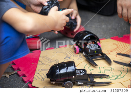 Community activities, homemade robot competitions, robots, コミュニティ activities, robots, homemade robot competitions, robots, Community activities, homemade robot competitions, robots, コミュニティ activities, robots, homemade robot competitions, robots, 81507209