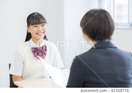 教育形象 女學生採訪 攝影合作:中央工業大學附屬日語學校 教育形象 女學生採訪 攝影合作:中央工業大學附屬日語學校 81508778