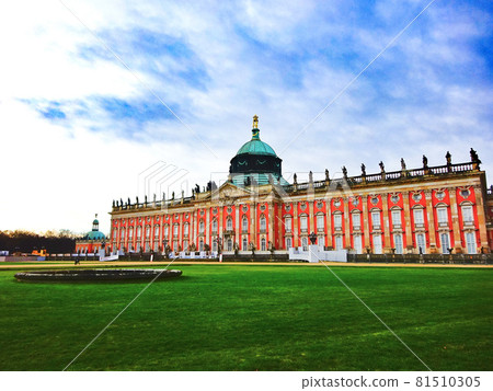 Sans Souci New Palace Lawn 81510305