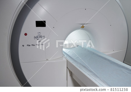 New MRI scan equipment with long table covered with napkin New MRI scan equipment with long table covered with napkin 81511238