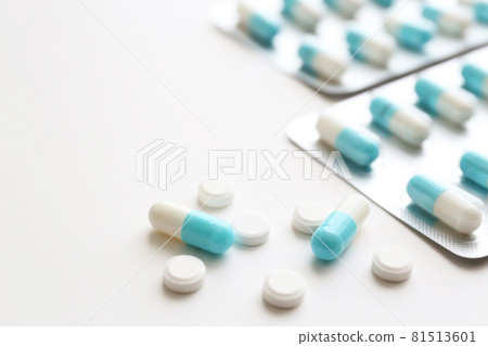 Medical concept pharmaceuticals 81513601