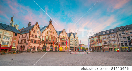 Frankfurt Old town square romerberg at twilight 81513656