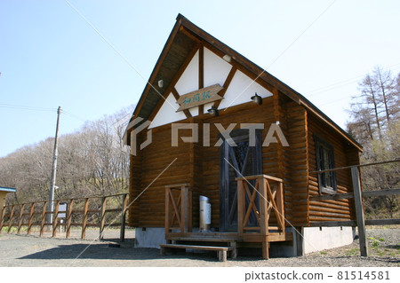 Semmo本線細岡站 (1) Semmo本線細岡站 (1) 81514581