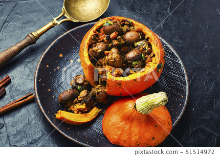 Pumpkin stuffed with mushrooms Pumpkin stuffed with mushrooms 81514972