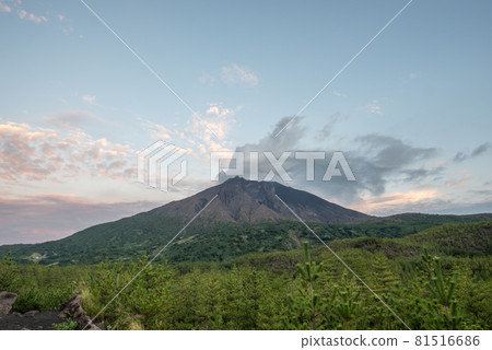 Sakurajima at dawn Sakurajima at dawn 81516686