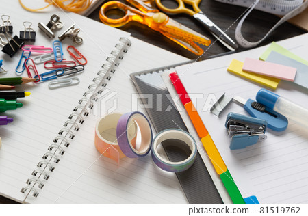 Various stationery, office supplies, school supplies, stationery 81519762