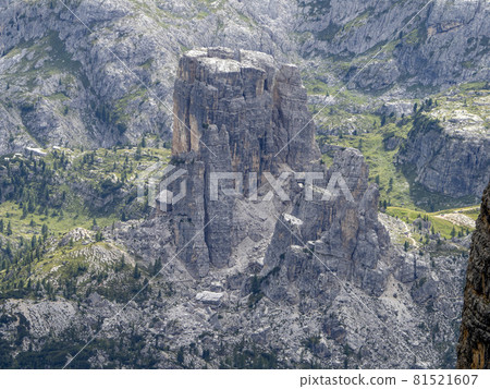 dolomites mountains panorama from tofane 81521607