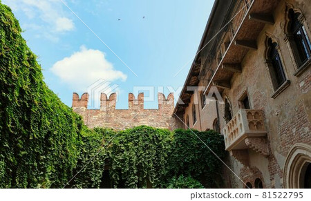 The romantic balcony of romeo and juliet The romantic balcony of romeo and juliet 81522795