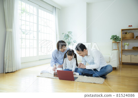 Family personal computer Family personal computer 81524086