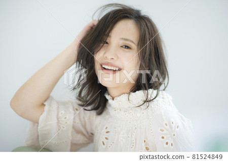 女性肖像 女性肖像 81524849