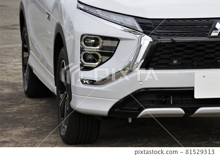 汽車圖像 Mitsubishi Eclipse Cross 前罩 汽車圖像 Mitsubishi Eclipse Cross 前罩 81529313