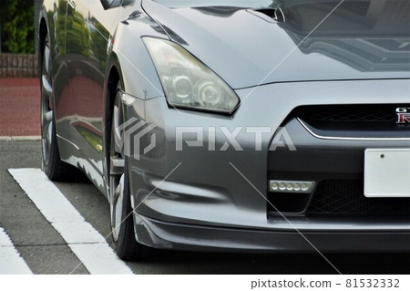 Car image Nissan GT-R front mask Car image Nissan GT-R front mask 81532332