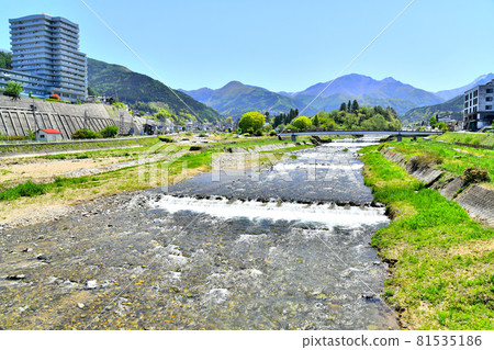 星川大橋/從夜瀨川上游看（長野縣山之內町）[2020.5] 81535186