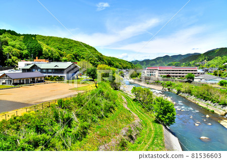 從小海大橋/千曲川下游看（長野縣小海町） [2020.5] 81536603