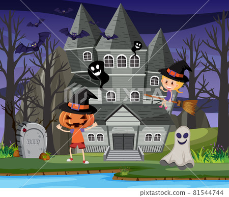 Haunted halloween mansion at night Haunted halloween mansion at night 81544744