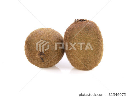 Kiwi fruit isolated on white background Kiwi fruit isolated on white background 81546075